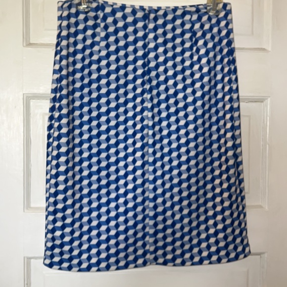 New York & Company Skirt - Picture 2 of 2